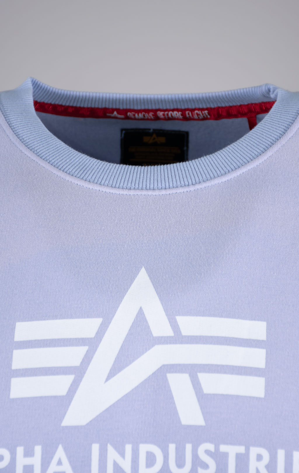 Свитшот ALPHA INDUSTRIES BASIC SWEATER light blue 