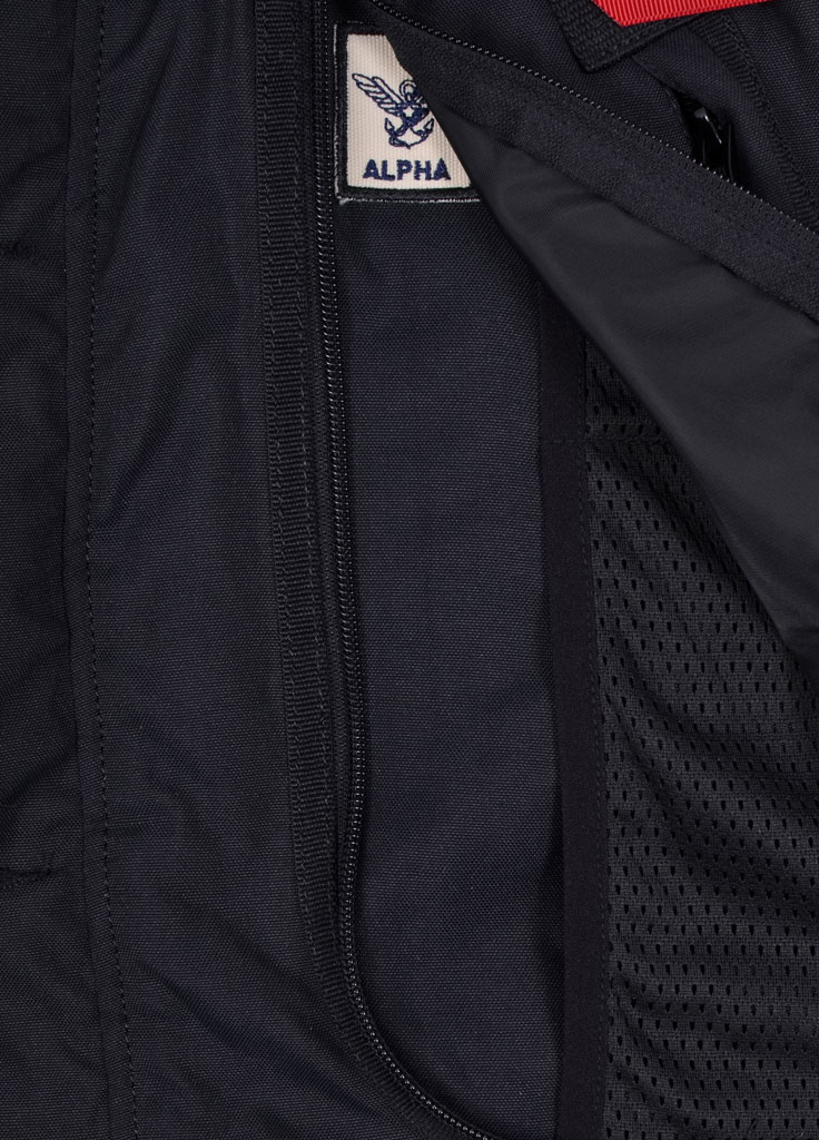 Аляска ALPHA INDUSTRIES POLAR капюшон натур. мех black 