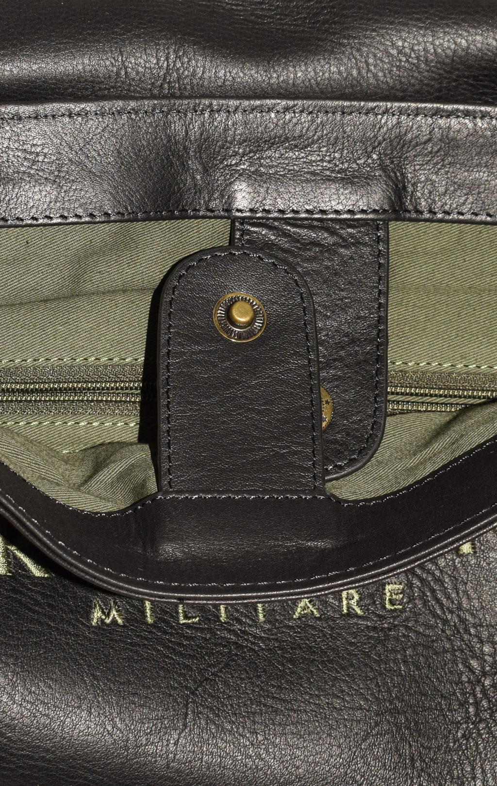 Женская сумка AERONAUTICA MILITARE LEATHER SHOPPER FW 23/24/IN nero-verde (BO 1102) 