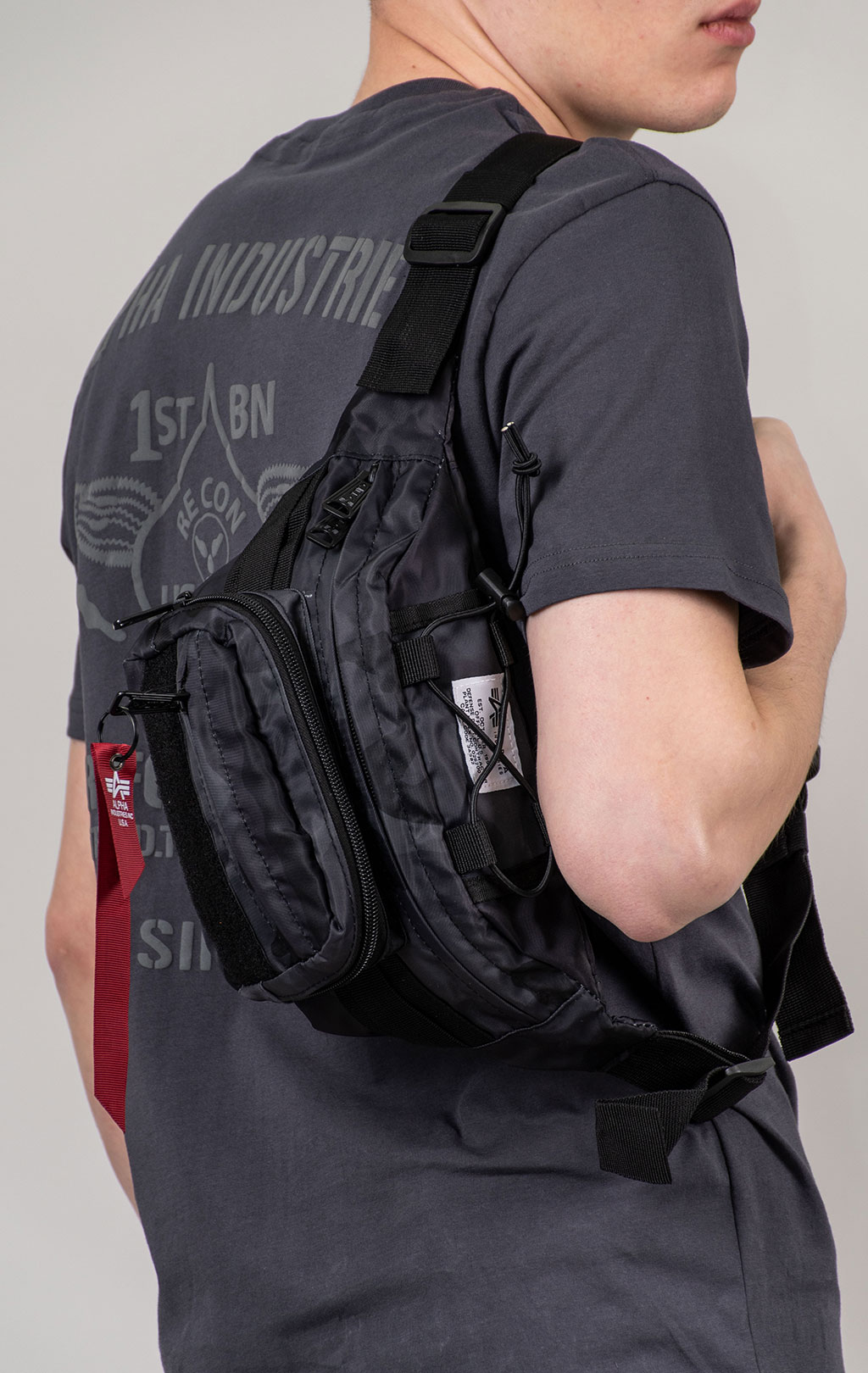 Сумка поясная ALPHA INDUSTRIES TACTICAL WAIST BAG black camo 