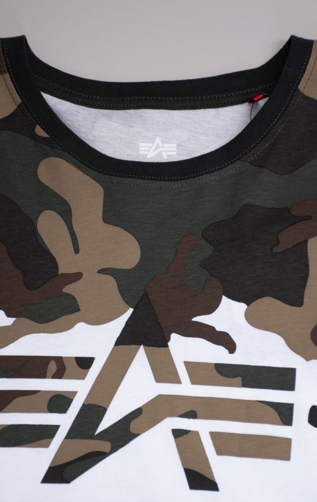 Футболка ALPHA INDUSTRIES LOST CAMO T camo woodland 