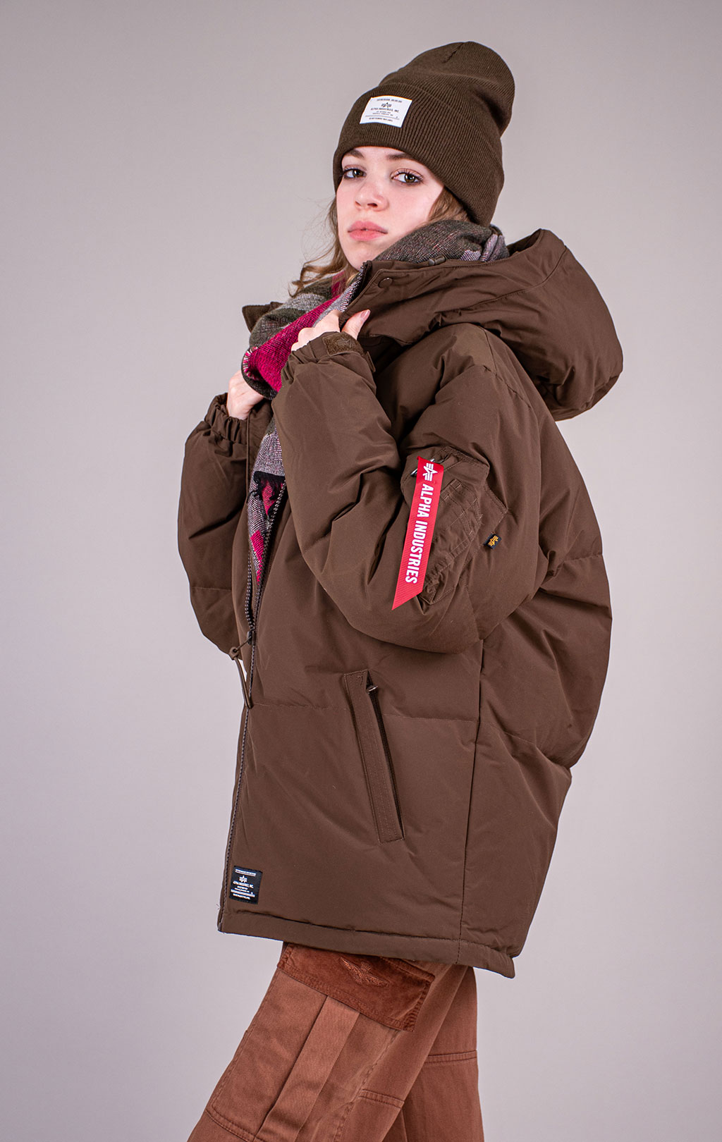 Куртка ALPHA INDUSTRIES PUFFER PARKA FW 25/26 espresso 