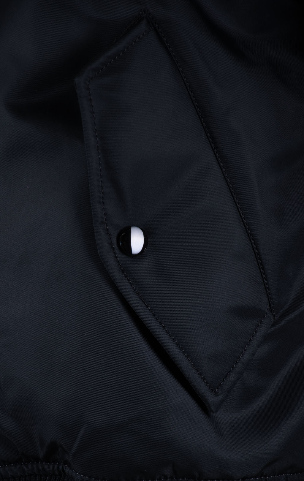 Бомбер ALPHA INDUSTRIES MA-1 HERITAGE FIT FLIGHT JACKET FW 26/27 black 