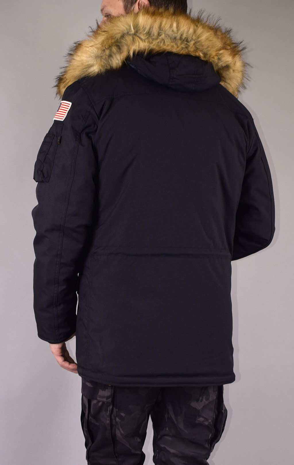 Аляска ALPHA INDUSTRIES POLAR black 