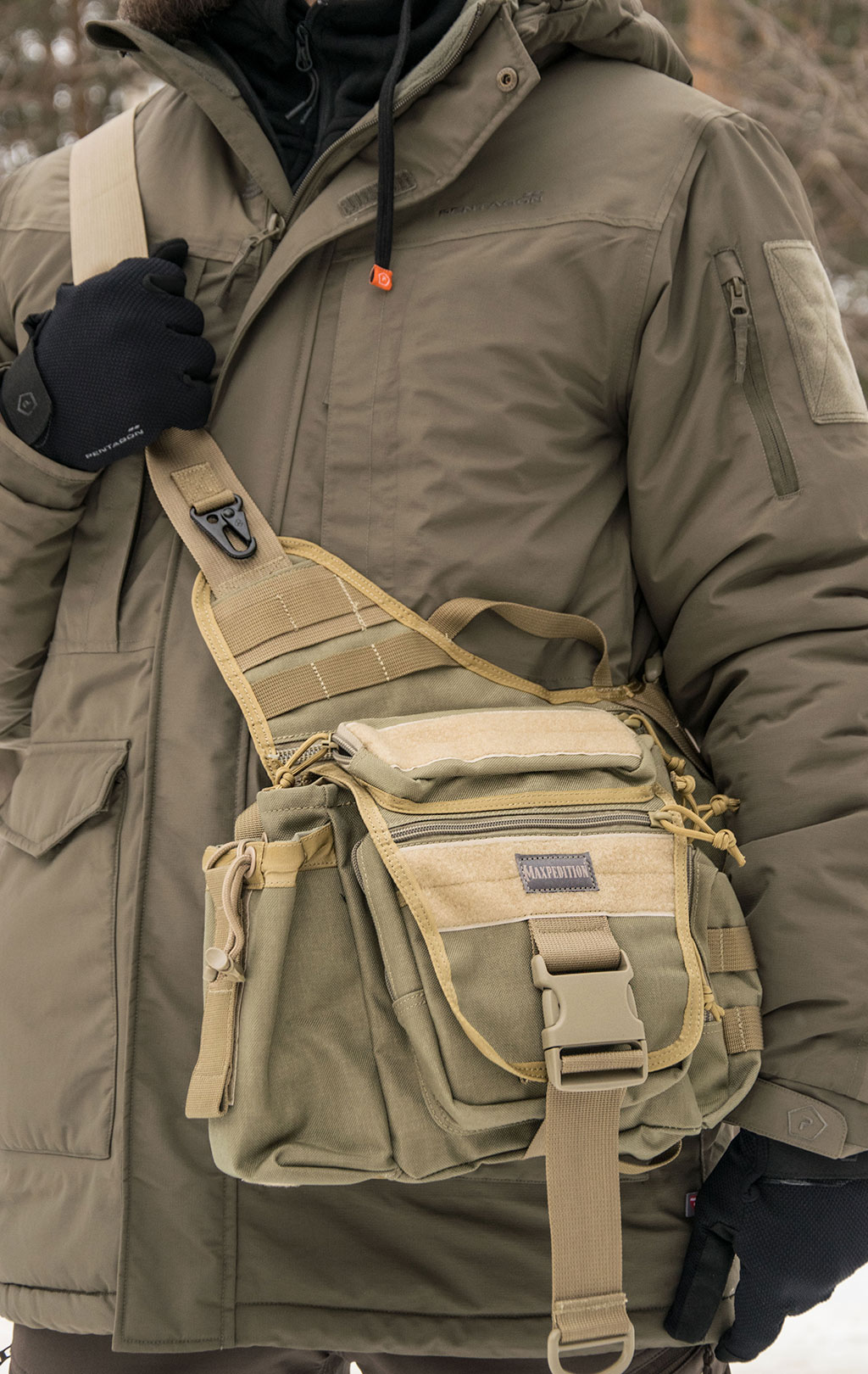 Сумка через плечо тактическая Maxpedition JUMBO VERSIPACK 26x10x22 khaki 