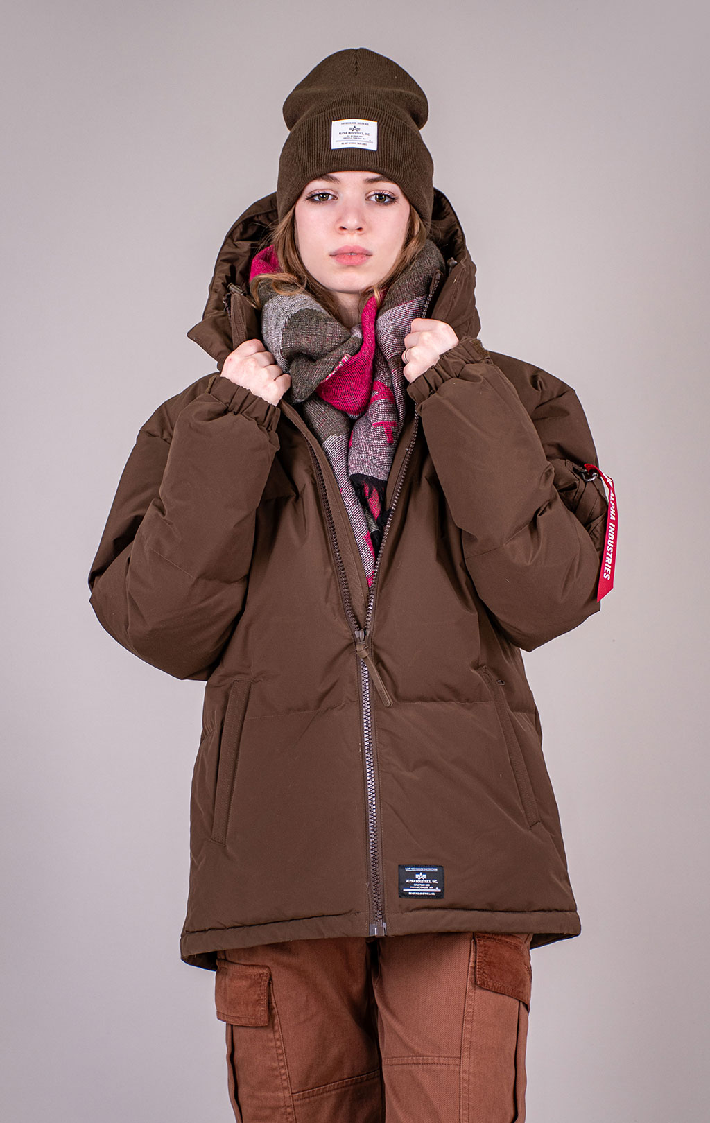 Куртка ALPHA INDUSTRIES PUFFER PARKA FW 25/26 espresso 