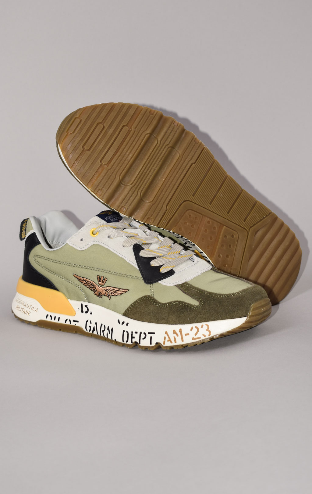 Кроссовки AERONAUTICA MILITARE SS 22 m/CN black/beige scuro/verde militare (SC 214) 