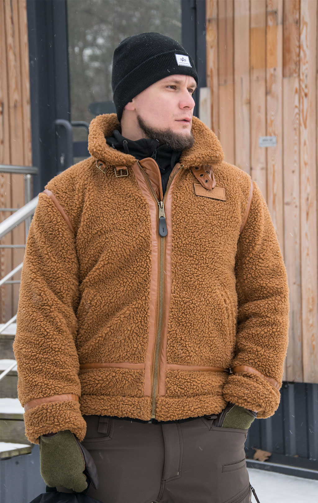 Куртка-пилот ALPHA INDUSTRIES B3 TEDDY camel 