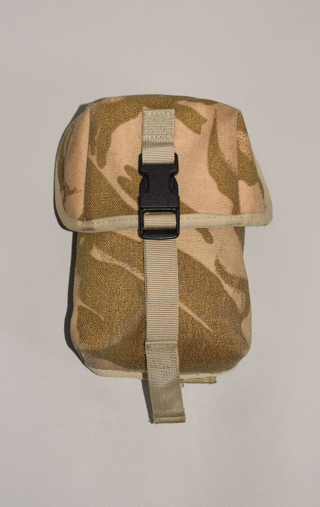 Подсумок многоцелевой Utility Small MOLLE dpm desert б/у Англия