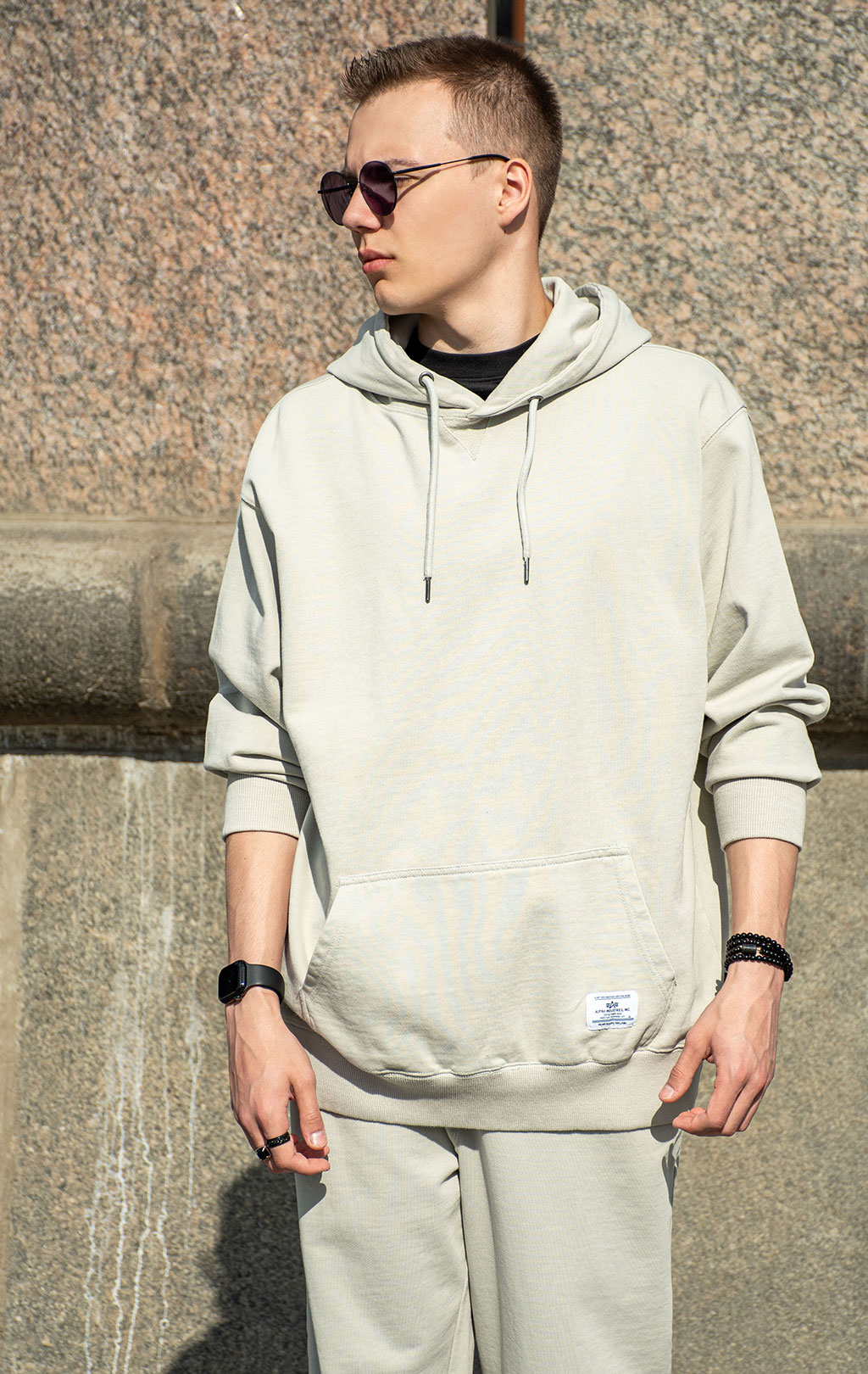 Толстовка ALPHA INDUSTRIES ESSENTIAL FRENCH TERRY HOODIE GEN-II SS 25 m light gray 