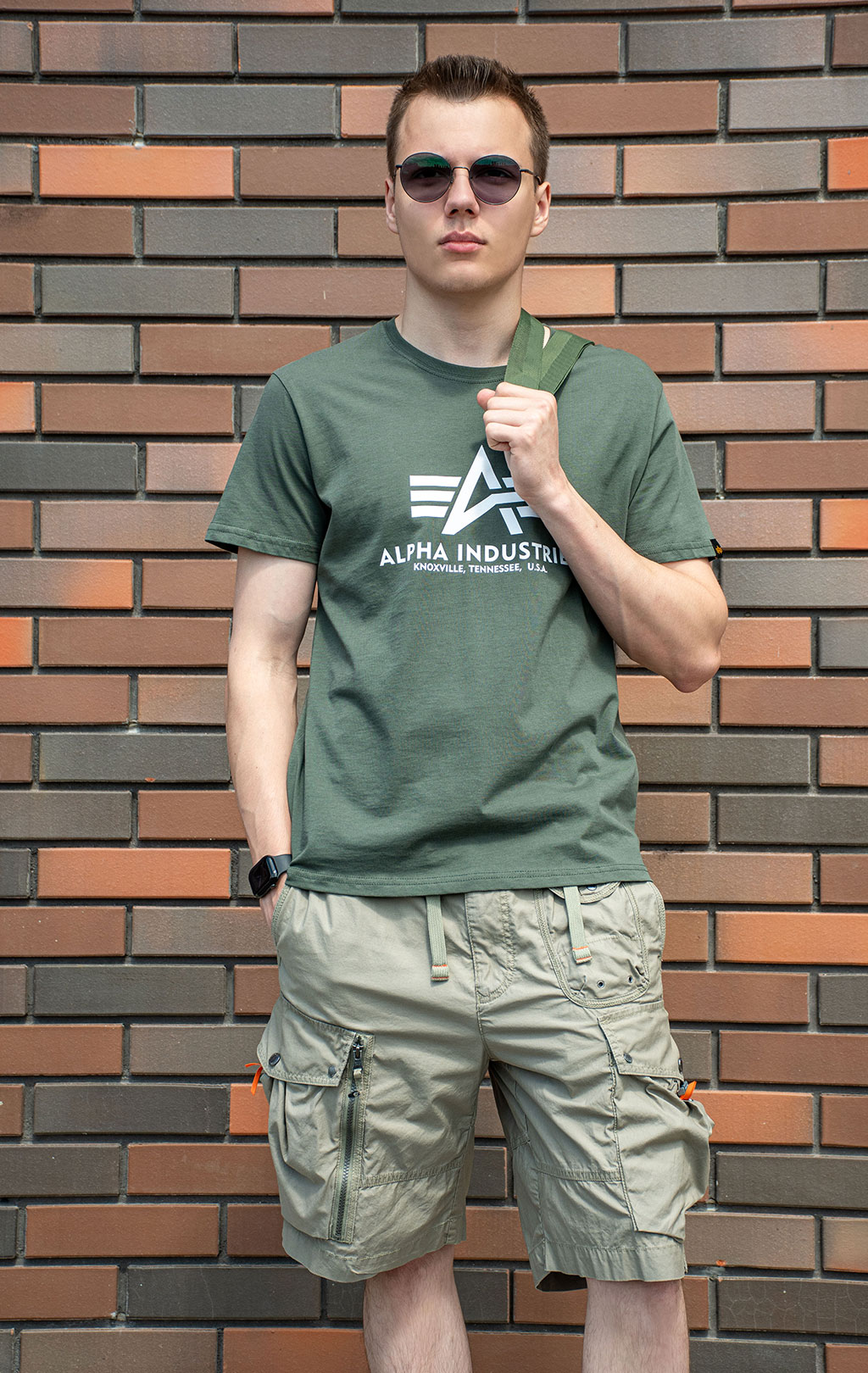 Футболка ALPHA INDUSTRIES BASIC T dark olive 