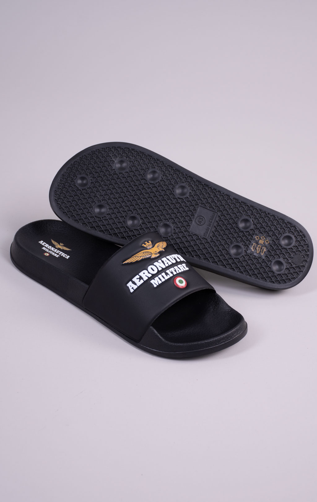Пантолеты AERONAUTICA MILITARE (SC 0242) SS 26/CN jet black 