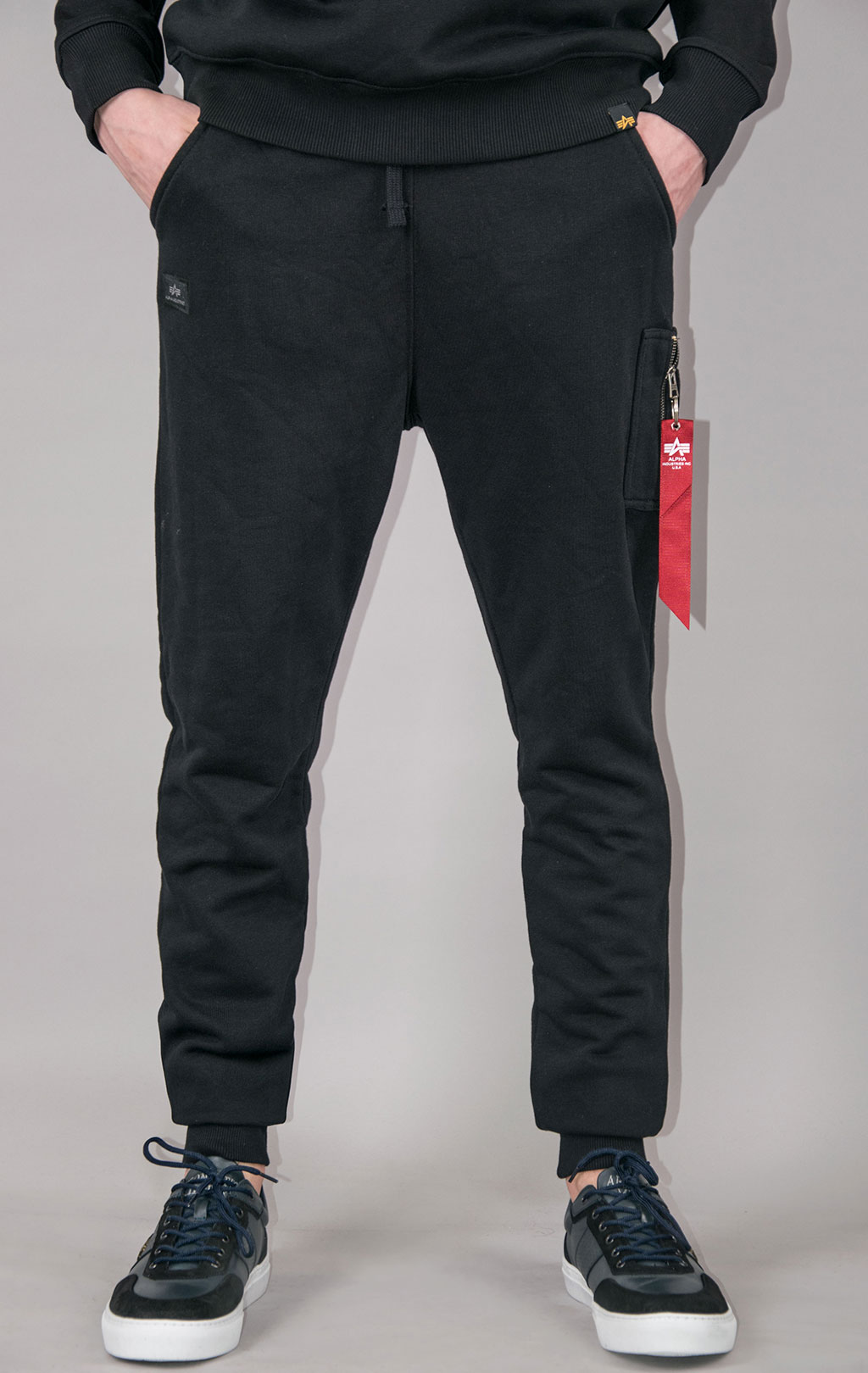 Брюки спортивные джоггеры ALPHA INDUSTRIES X-FIT SLIM CARGO black 