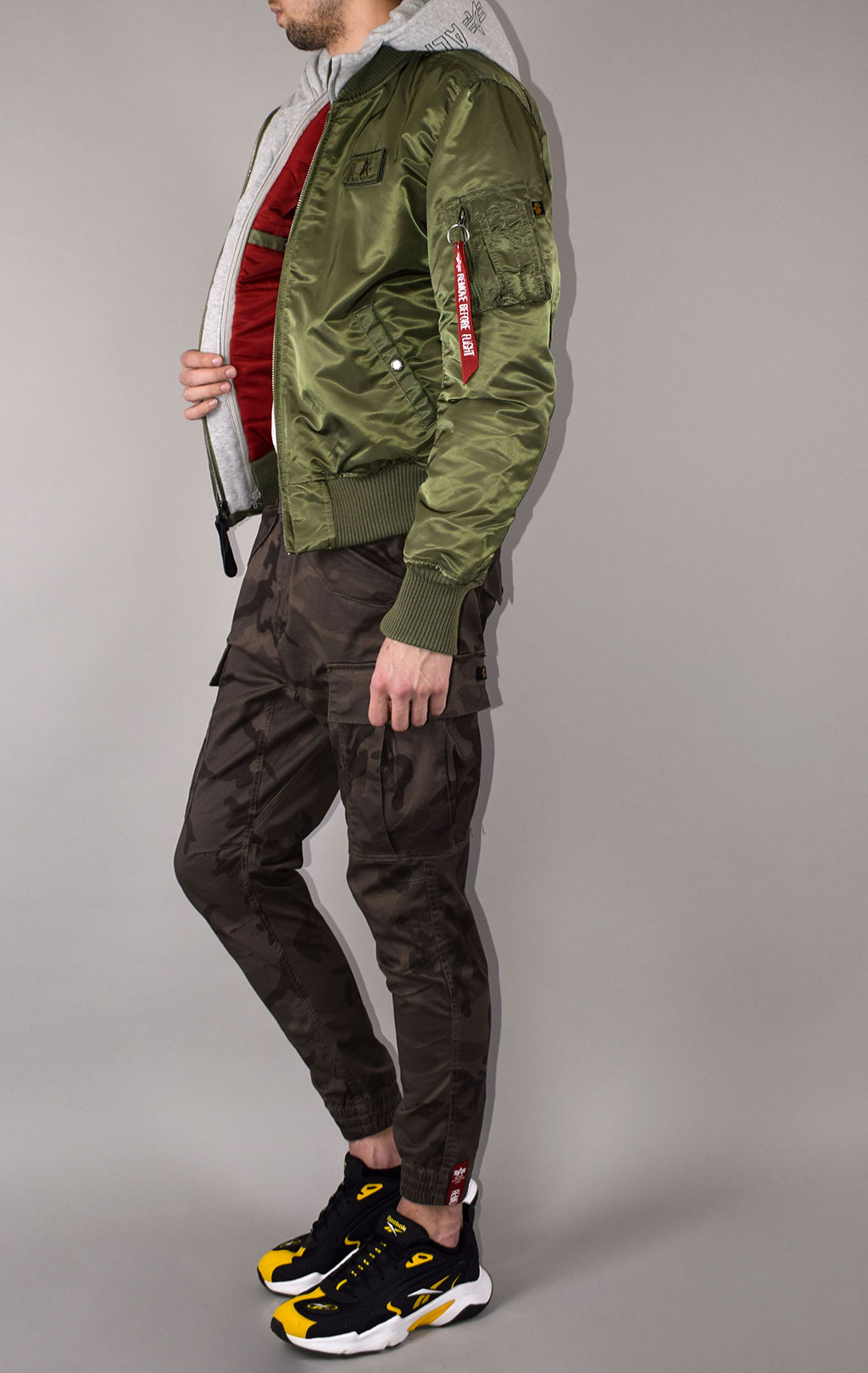 Куртка-бомбер лётная ALPHA INDUSTRIES D-Tec MA-1 sage green 