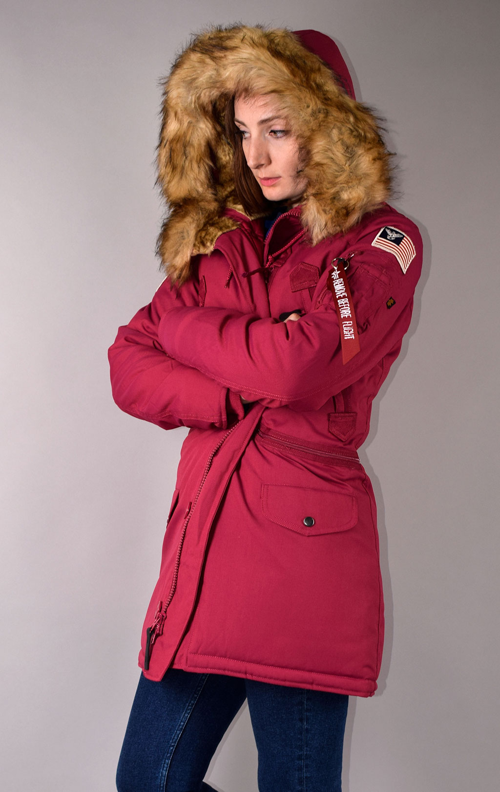 Женская аляска ALPHA INDUSTRIES POLAR major red 