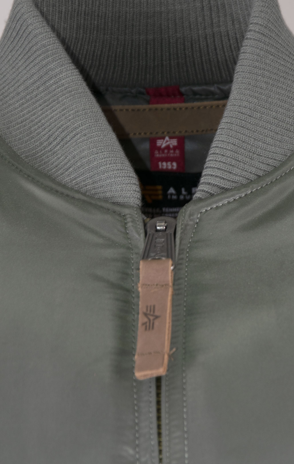 Бомбер ALPHA INDUSTRIES VF 59 MA-1 vintage green 