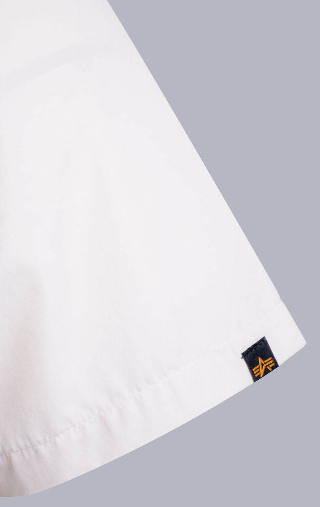 Ветровка-рубашка ALPHA INDUSTRIES SHORT SLEEVE MULTI POCKET ZIPPERED SHIRT JACKET SS 24 m limestone 