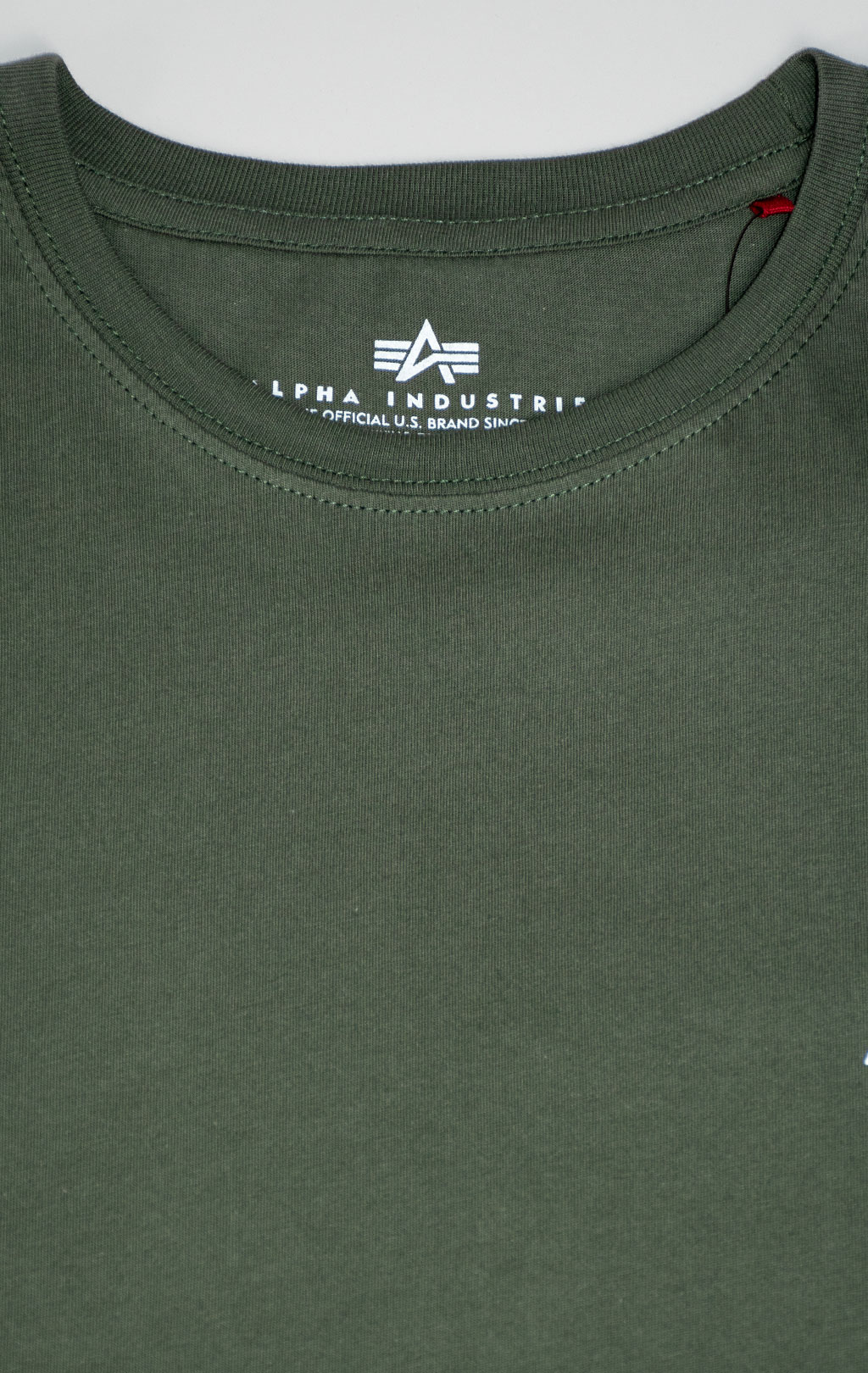 Футболка ALPHA INDUSTRIES BASIC T SMALL LOGO dark olive 