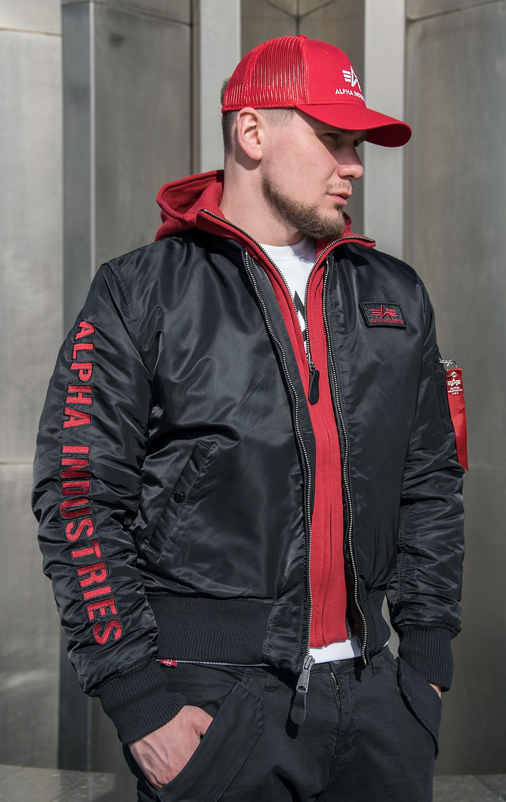 Куртка-бомбер лётная ALPHA INDUSTRIES D-Tec SE MA-1 black/red 