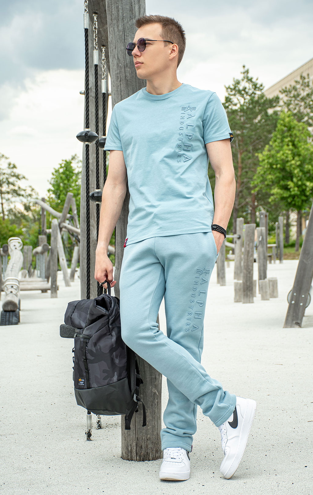 Брюки спортивные джоггеры ALPHA INDUSTRIES EMB JOGGER greyblue 