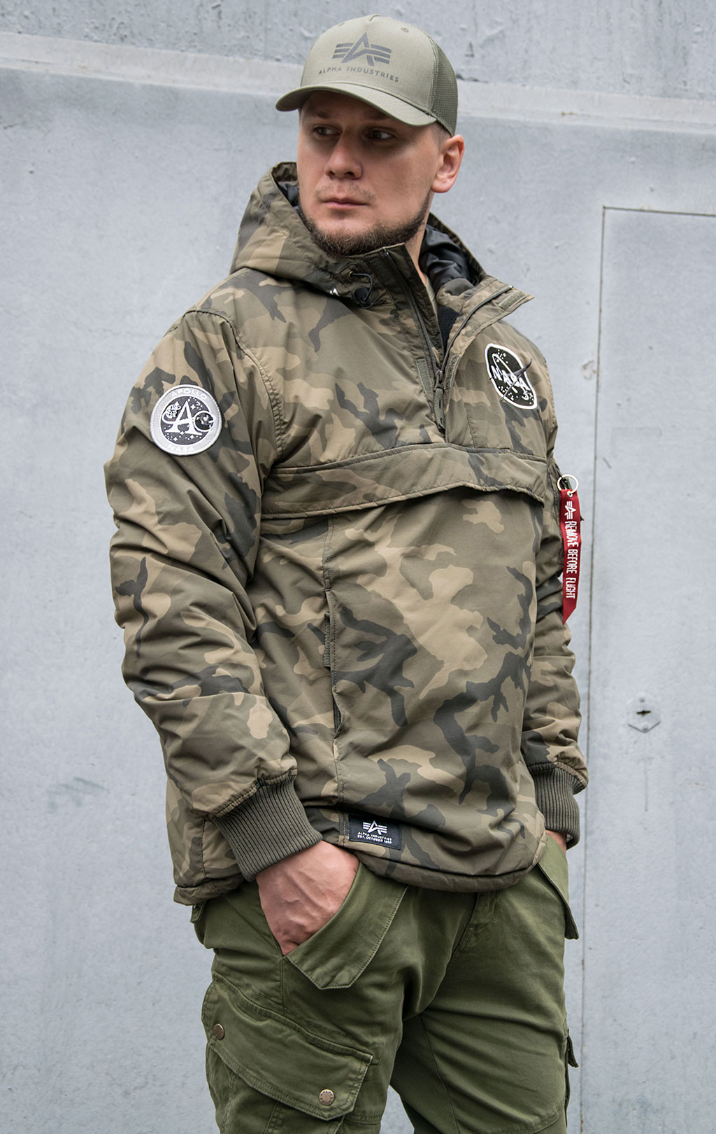 Анорак ALPHA INDUSTRIES NASA Anorak olive camo 