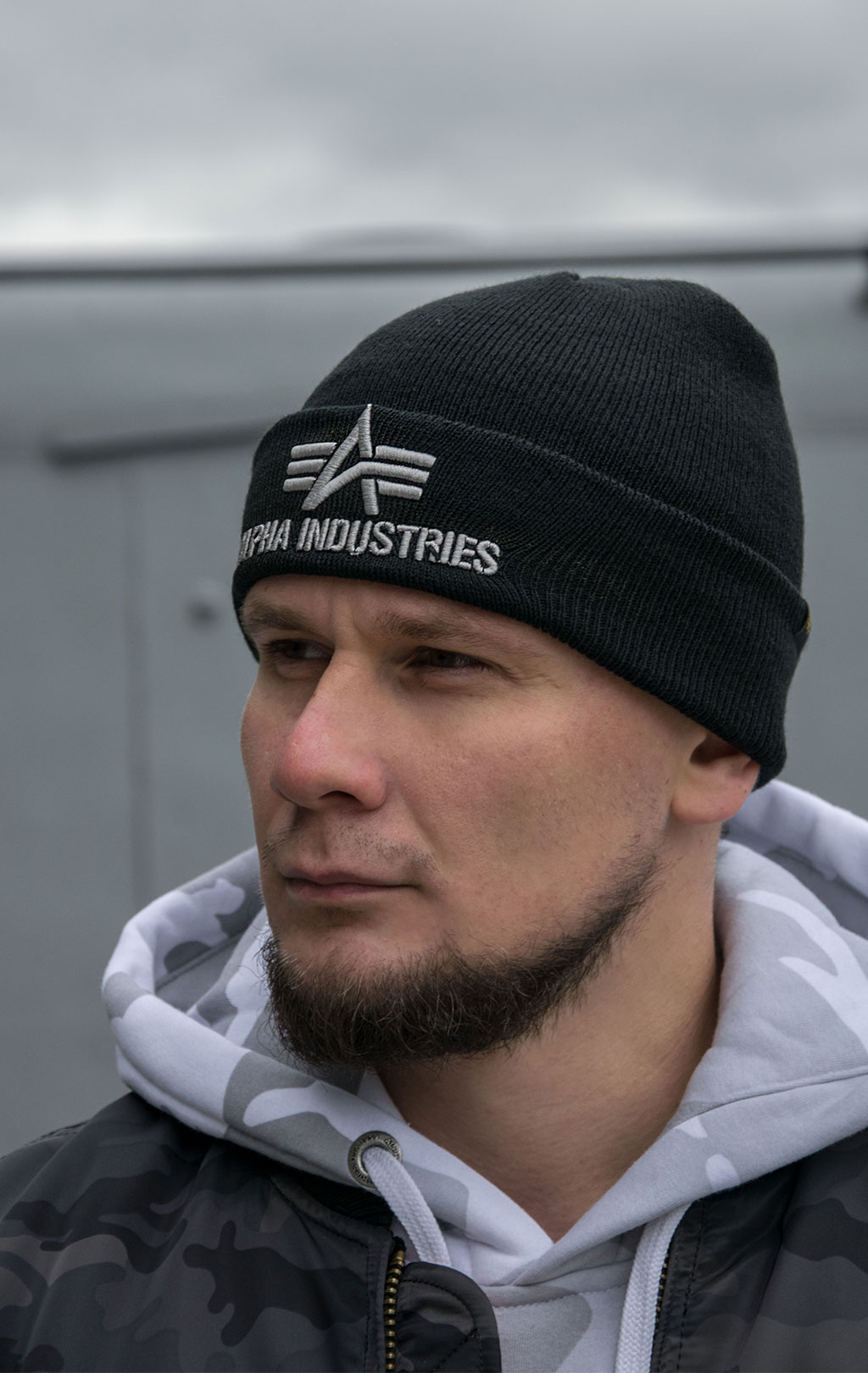 Шапка ALPHA INDUSTRIES 3D BEANIE black 