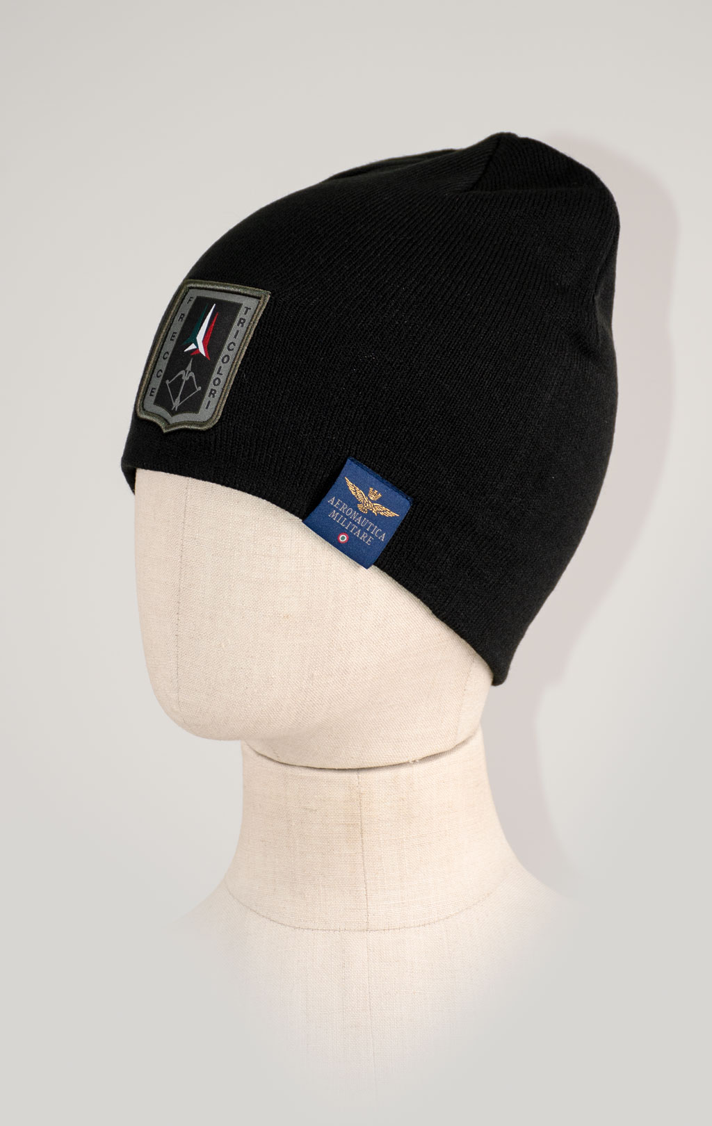 Шапка вязаная AERONAUTICA MILITARE FW 25/26/CN jet black (CU 0036) 