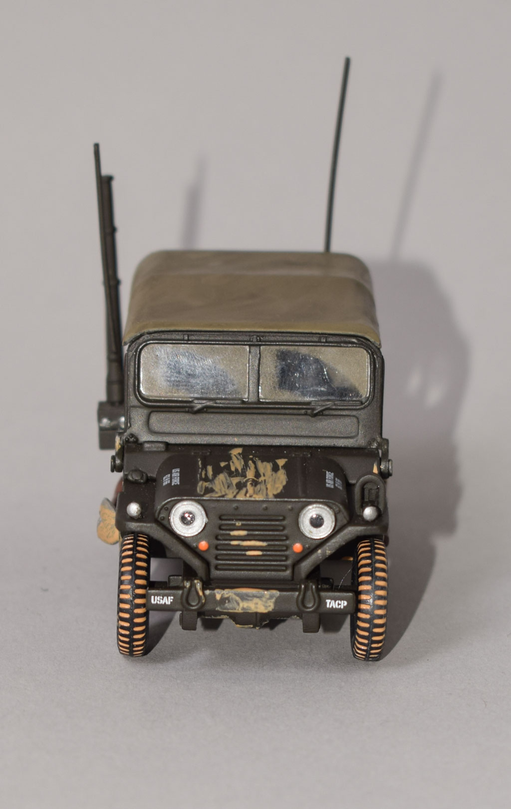 Модель MUTT UTILITY Jeep M-151 (92369) 