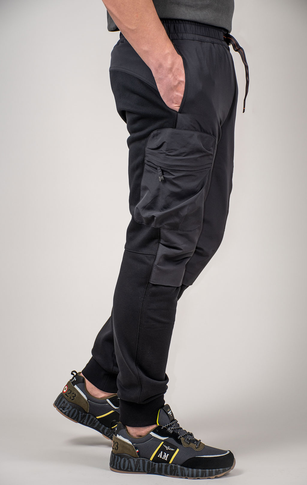 Брюки трикотажные PARAJUMPERS OSAGE с карманами FW 24/25 black 