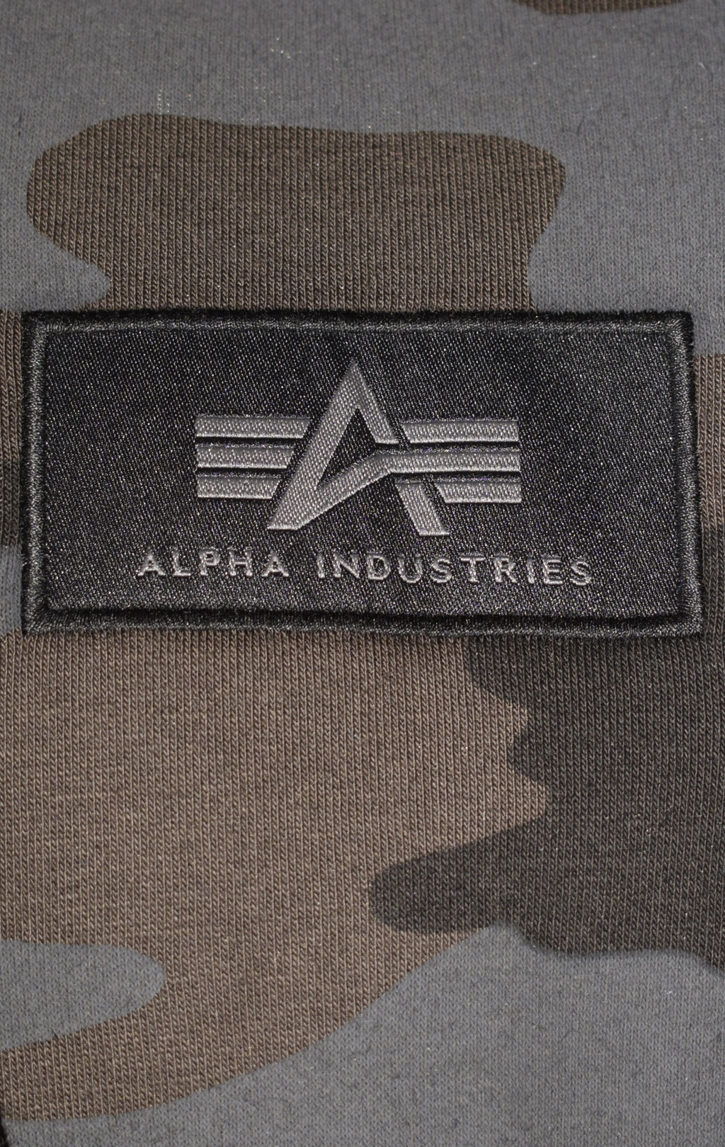 Толстовка ALPHA INDUSTRIES BACK PRINT HOODY CAMO black camo 