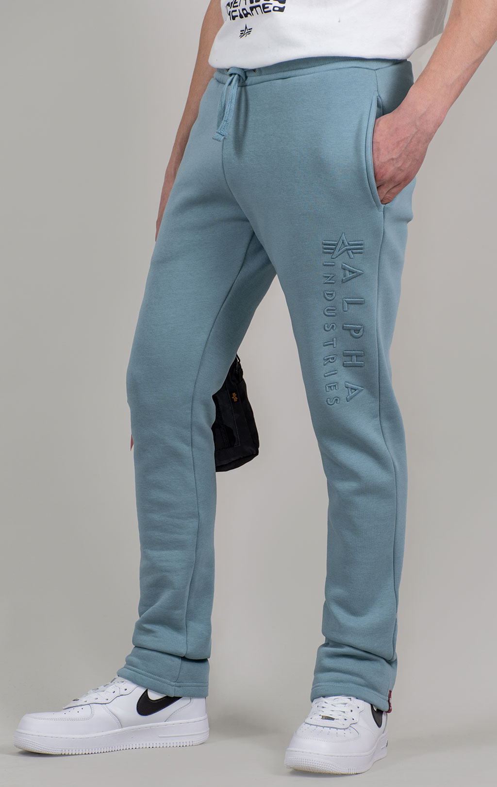 Брюки спортивные джоггеры ALPHA INDUSTRIES EMB JOGGER greyblue 