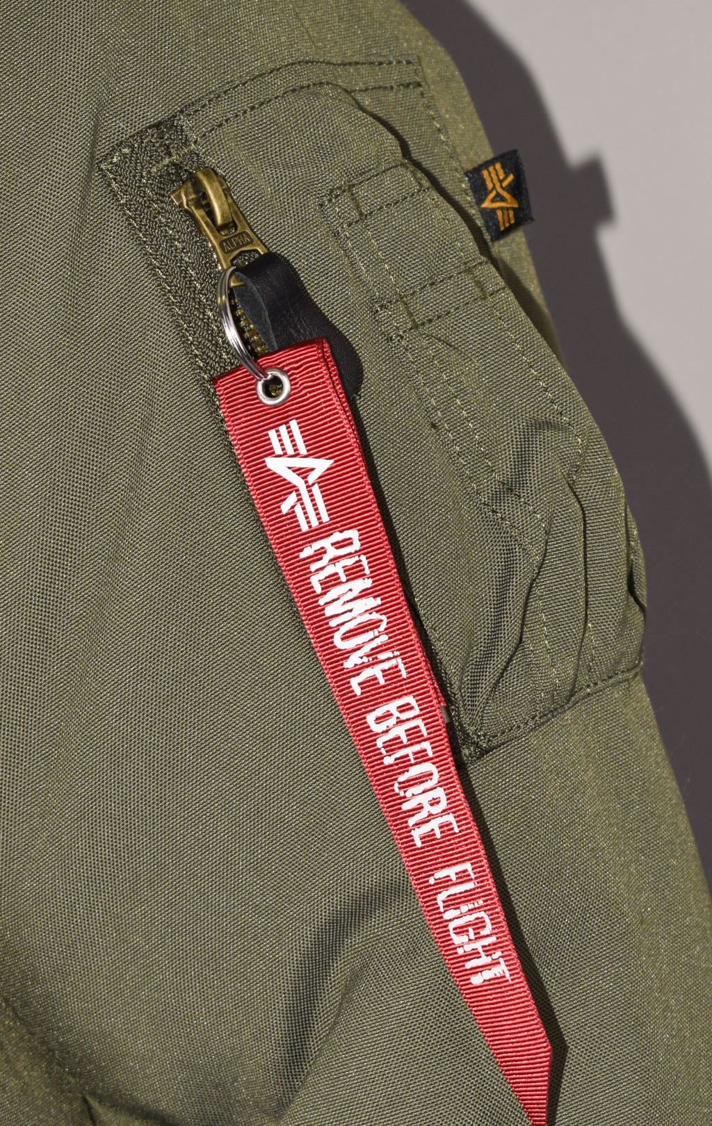 Аляска ALPHA INDUSTRIES ARCTIC DISCOVERER N-3B dark olive 