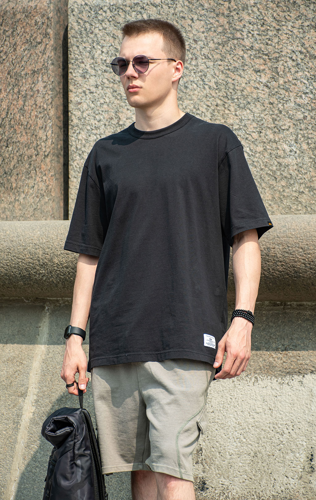 Футболка ALPHA INDUSTRIES ESSENTIAL RELAXED TEE SS 25 m black 