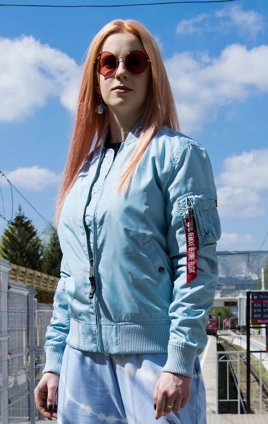 Женская ветровка-бомбер ALPHA INDUSTRIES TT MA-1 air blue 