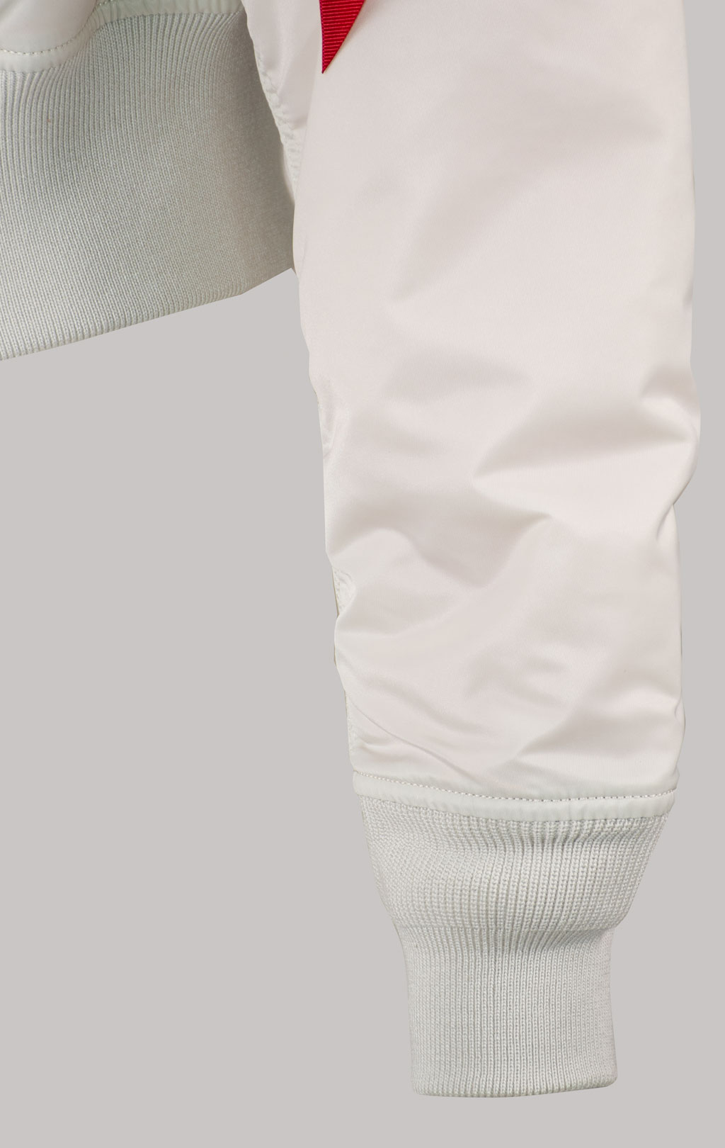 Женский бомбер ALPHA INDUSTRIES CROPPED MA-1 FW 25/26 dune white 
