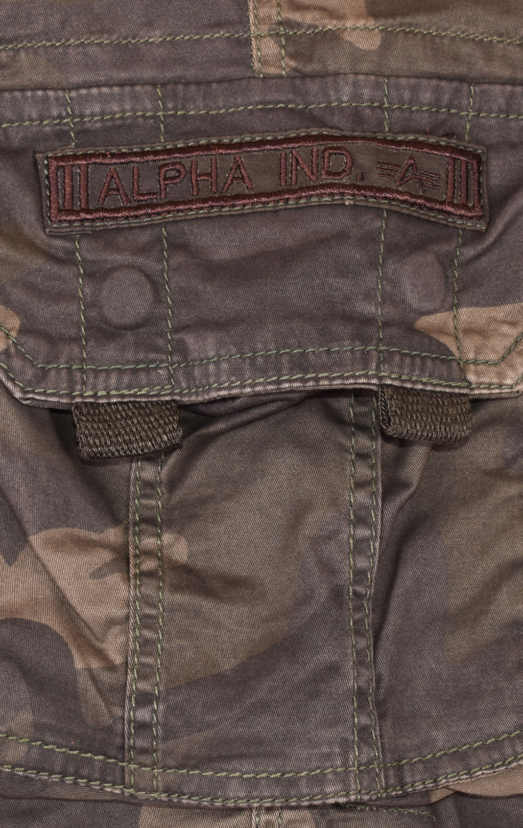 Шорты ALPHA INDUSTRIES CREW SHORT dark olive camo 