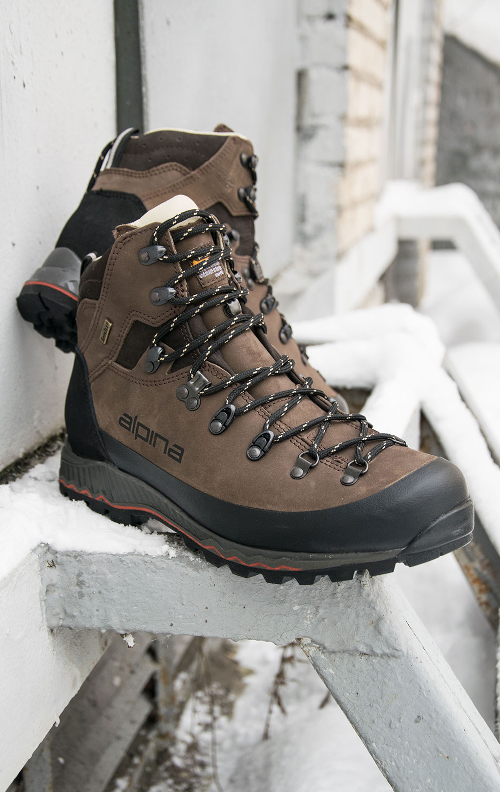 Ботинки- треккинговые ALPINA Gore-Tex (Sympatex) NEPAL brown 