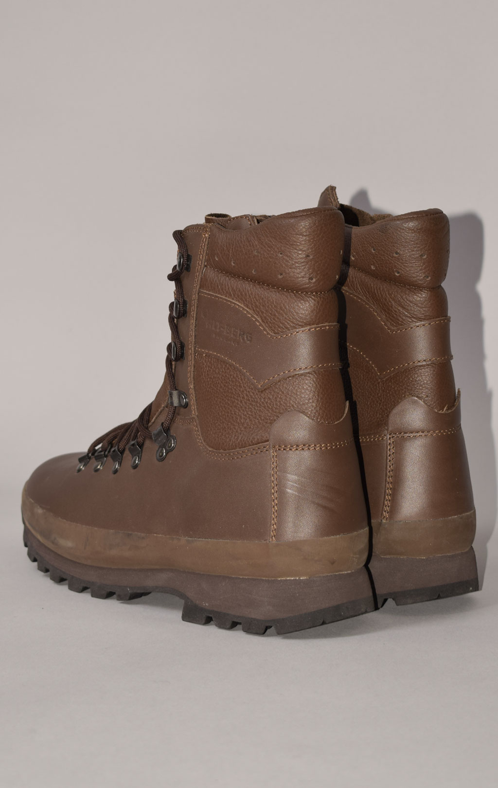 Ботинки-берцы Alt Berg DEFENDER Combat Boots brown 