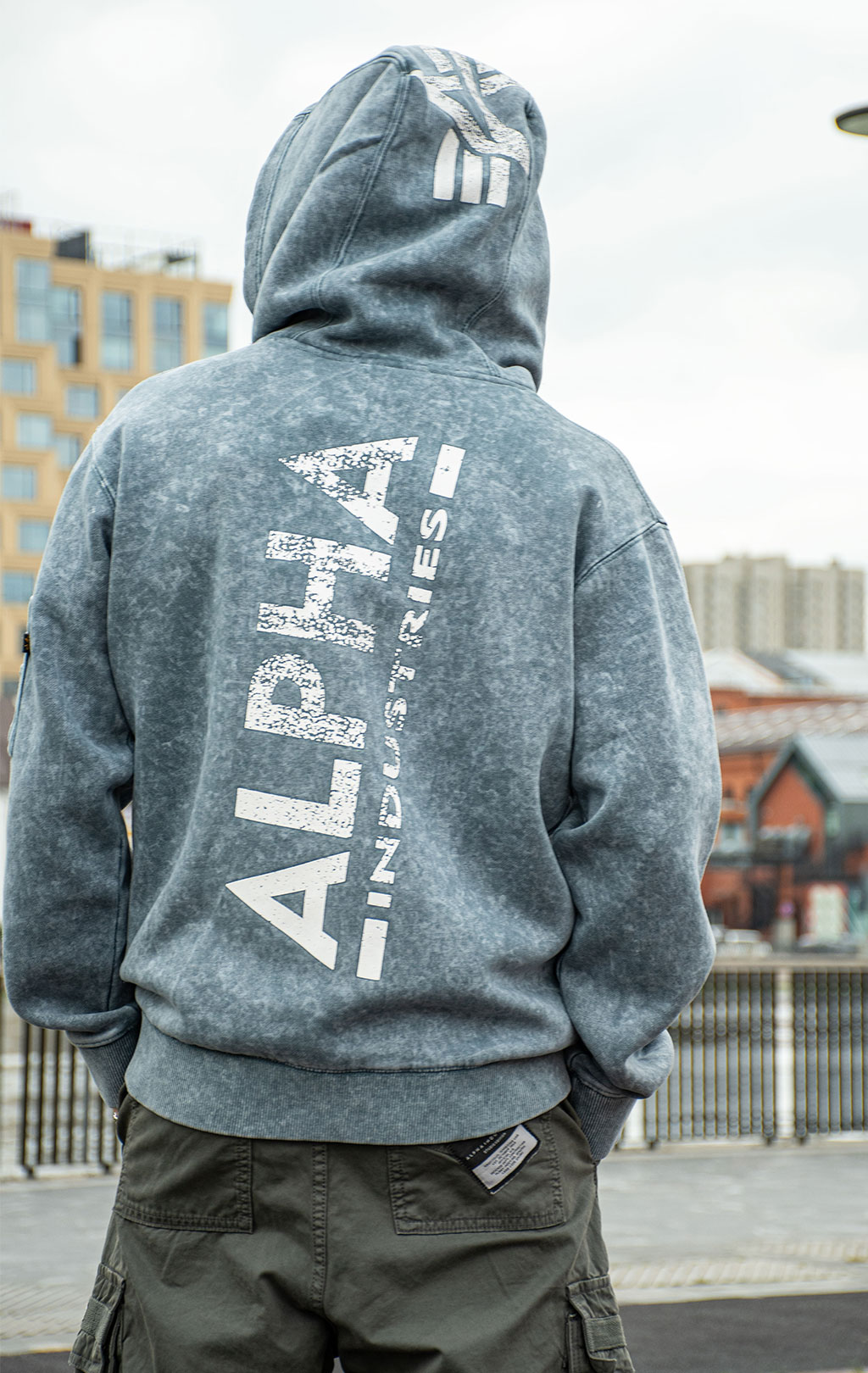 Толстовка ALPHA INDUSTRIES BACK PRINT HOODY VINTAGE denim blue 
