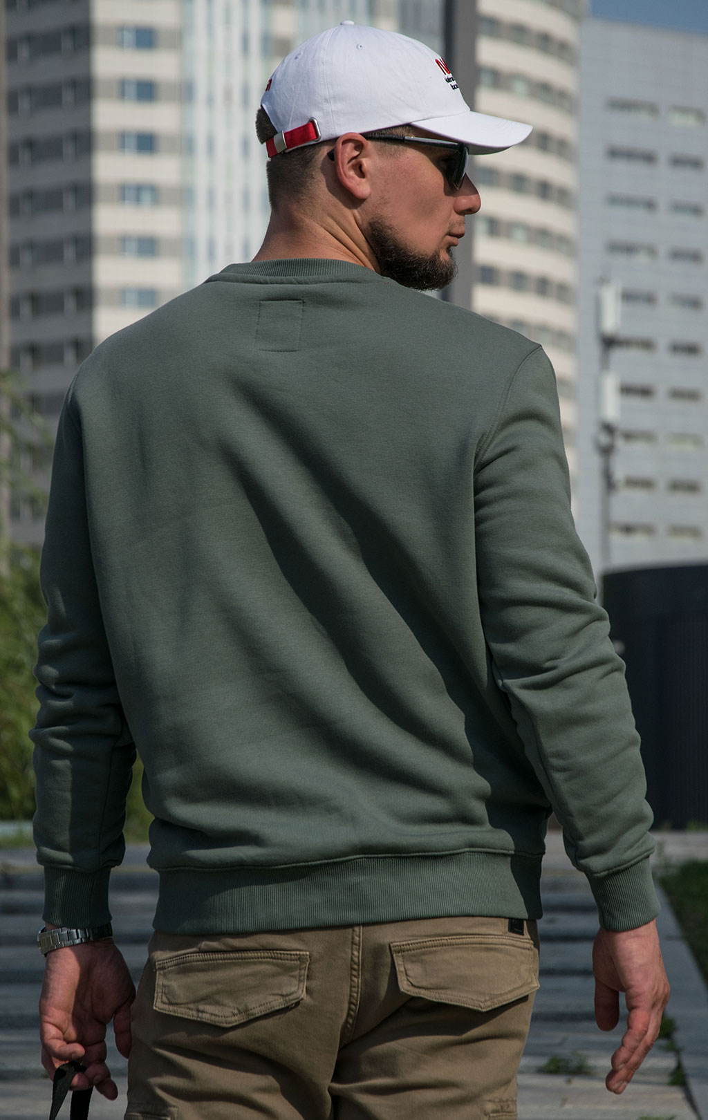 Свитшот ALPHA INDUSTRIES BASIC SWEATER SMALL LOGO vintage green 