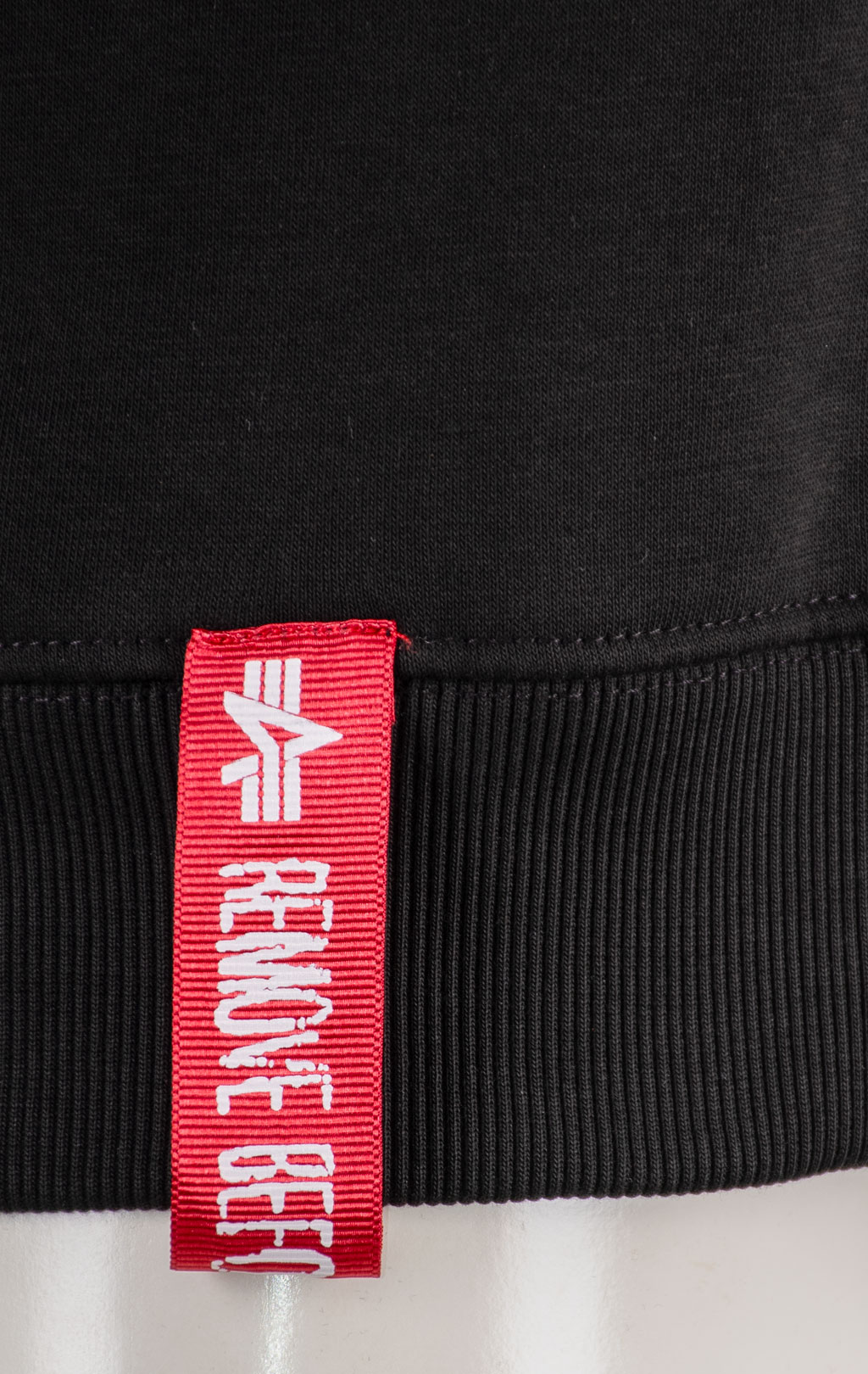 Свитшот ALPHA INDUSTRIES BASIC SWEATER SMALL LOGO black 