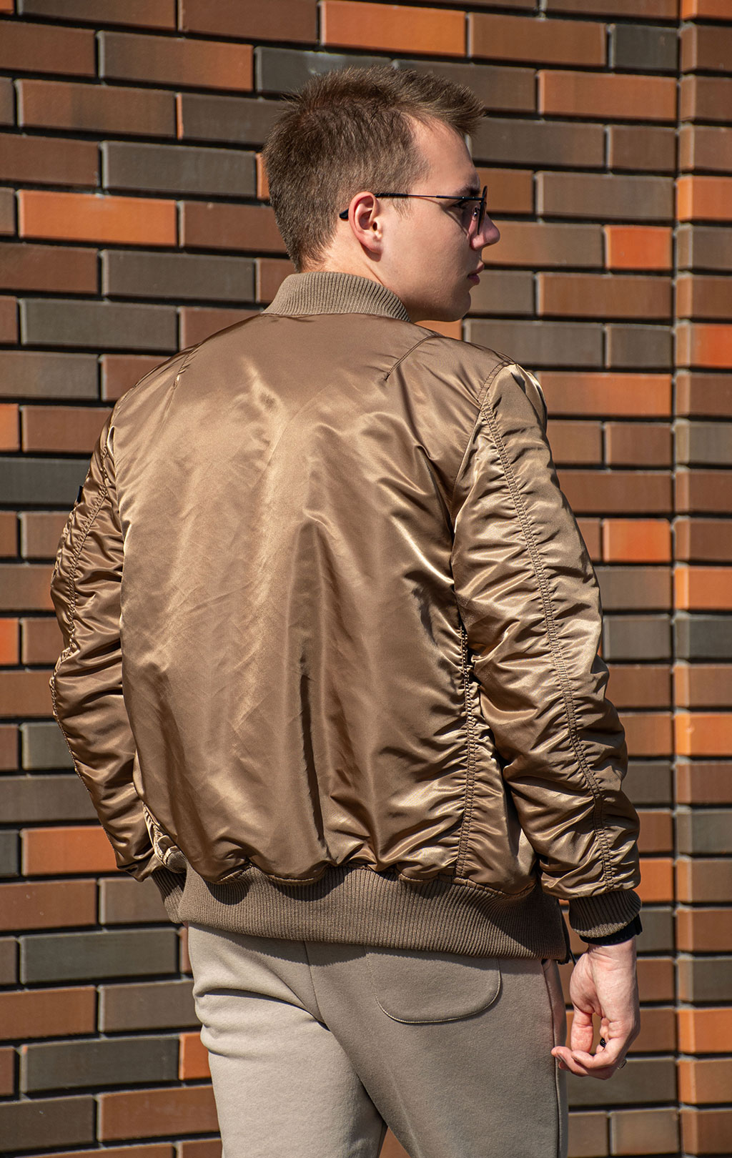 Бомбер ALPHA INDUSTRIES VF 59 LONG MA-1 taupe 