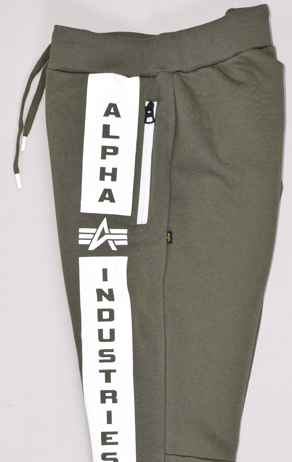 Брюки спортивные джоггеры ALPHA INDUSTRIES DEFENCE JOGGER dark olive 