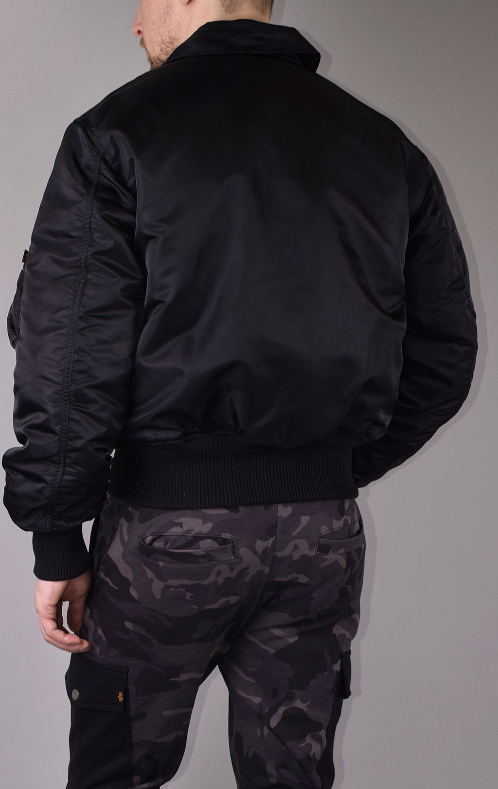 Куртка ALPHA INDUSTRIES X-Force black 