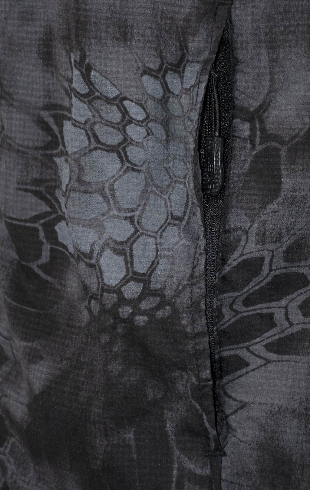 Ветровка SABADO/Hausheng-JUNGLEBASE SKIN COAT нейлон black python k-1426(UF-1149) 