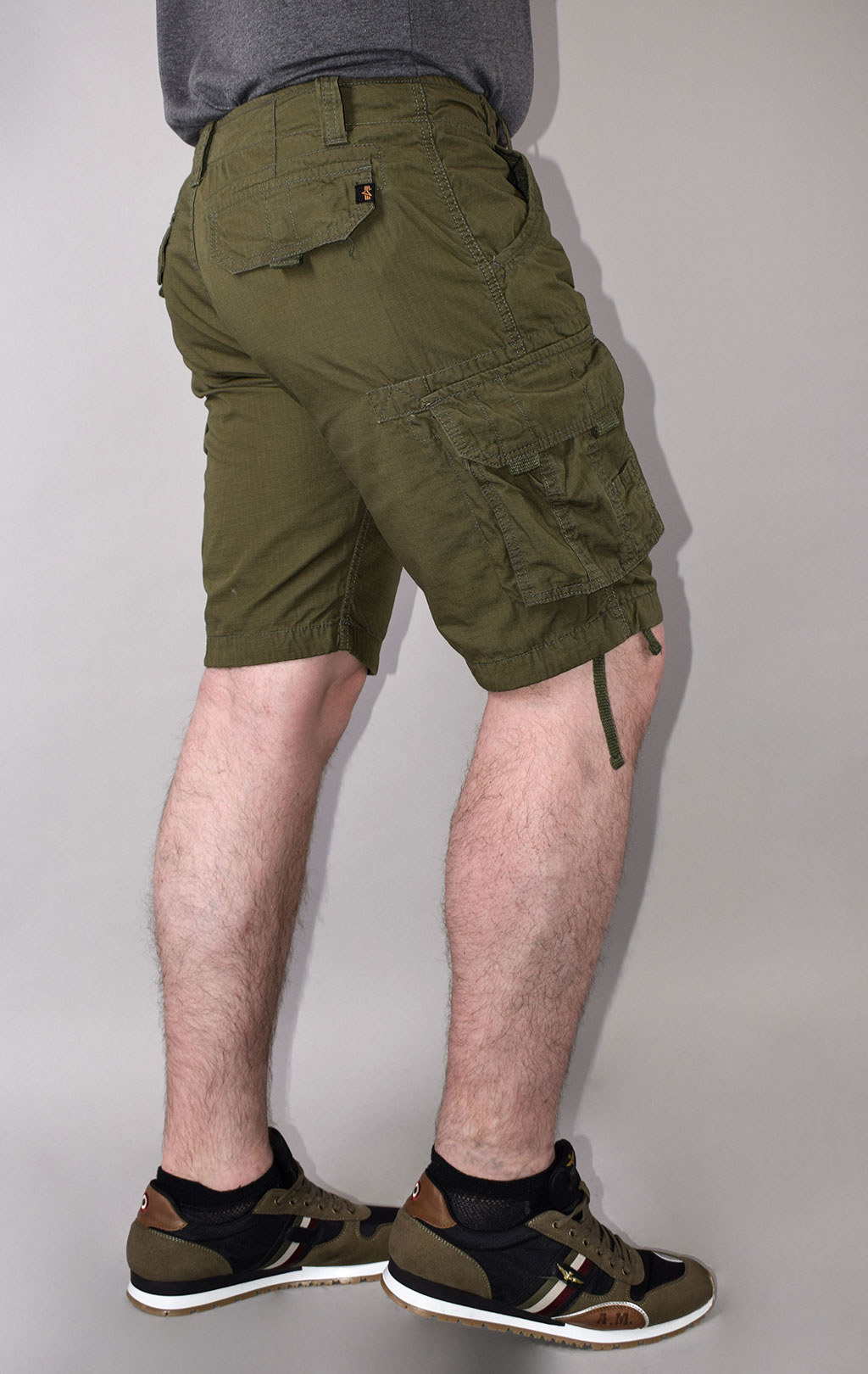 Шорты ALPHA INDUSTRIES STREAM dark olive 