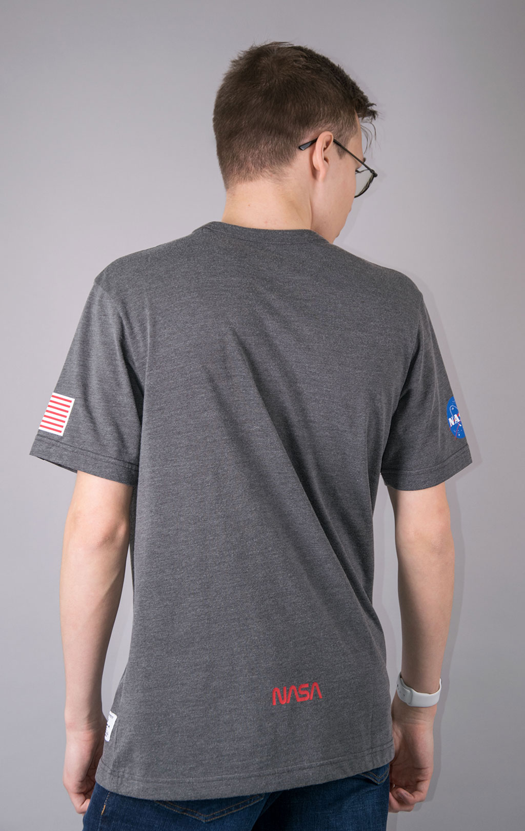 Футболка ALPHA INDUSTRIES NASA WORM LOGO TEE плотная SS 23 dark charcoal heather 