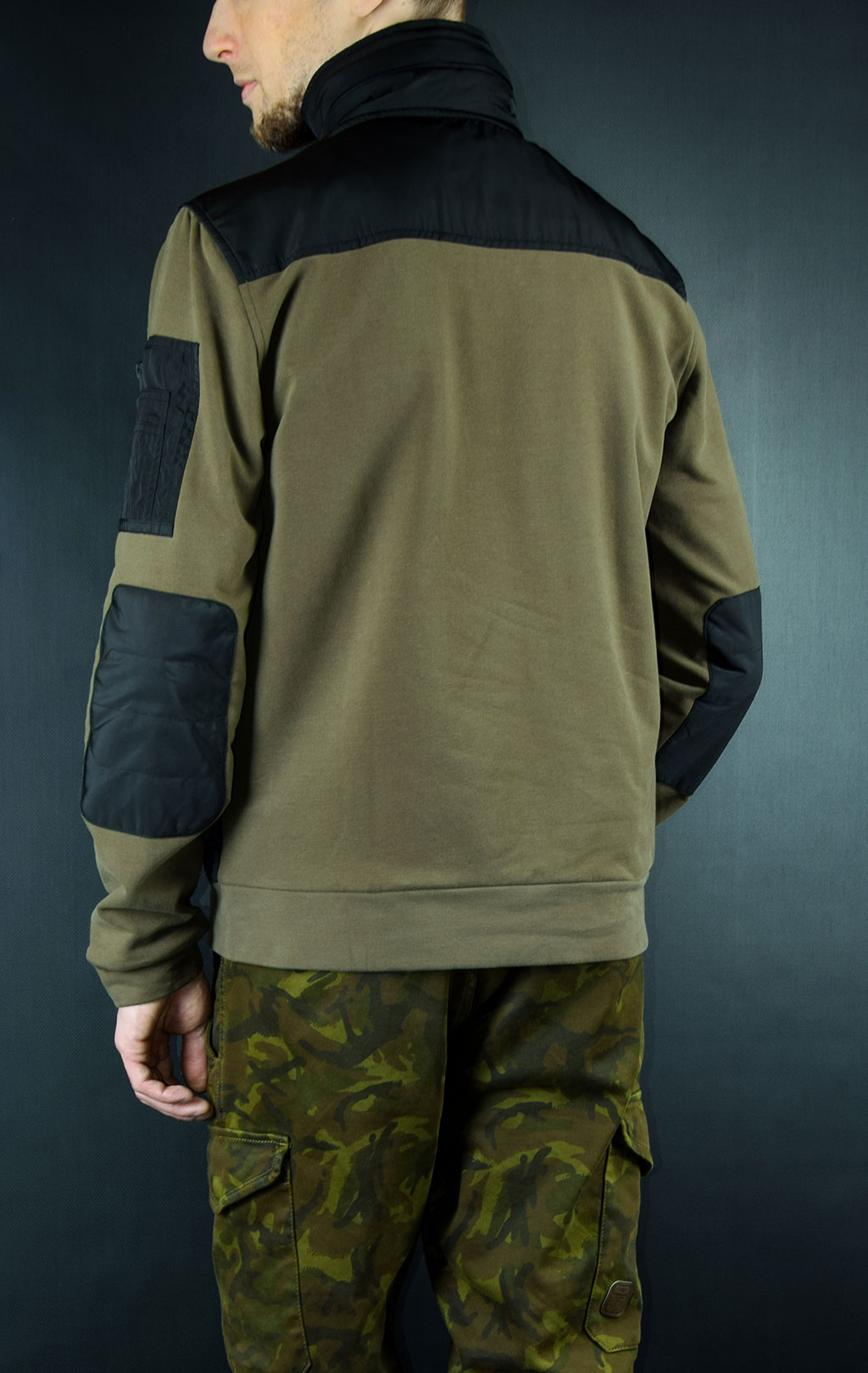 Толстовка AERONAUTICA MILITARE nero/verde bosco (AF 350) 