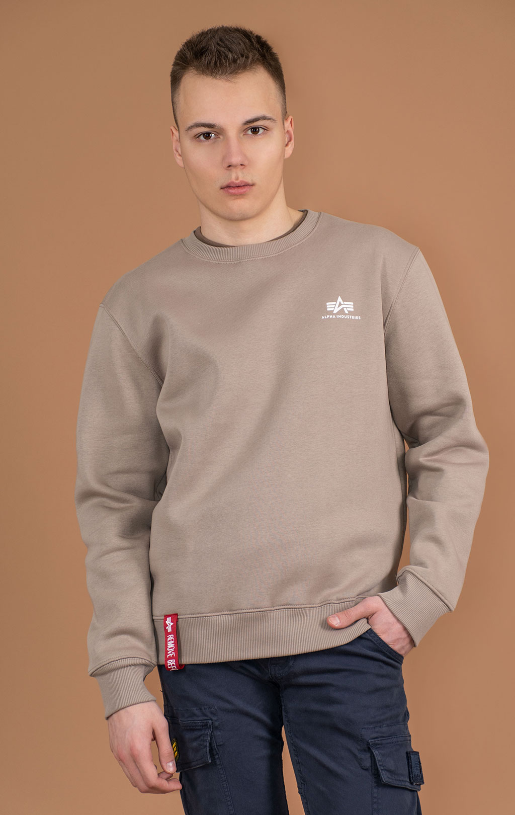 Свитшот ALPHA INDUSTRIES BASIC SWEATER SMALL LOGO vintage sand 