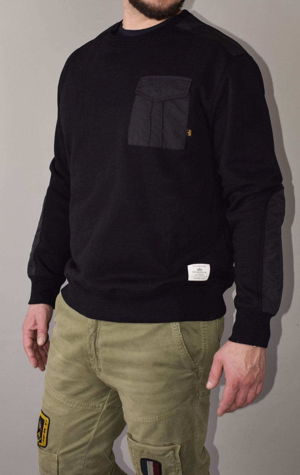 Свитшот ALPHA INDUSTRIES POCKET CREWNECK FW 22/23 black 